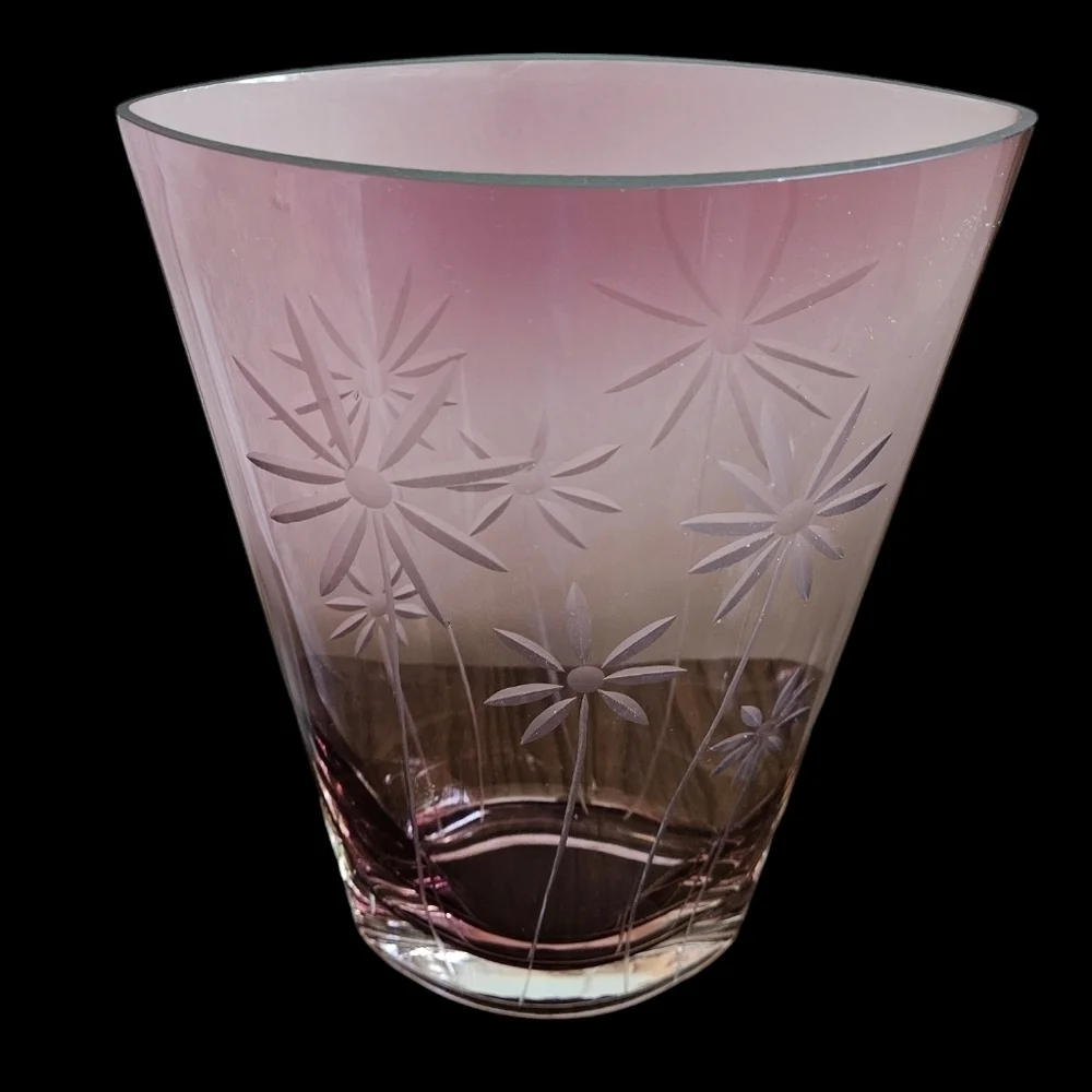Elegant oval clear cut purple vase.